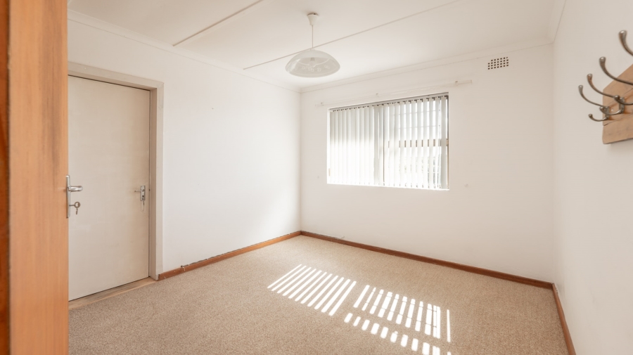 To Let 3 Bedroom Property for Rent in Struisbaai Western Cape
